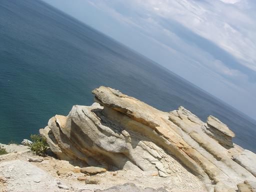 rocks beach clif.jpg