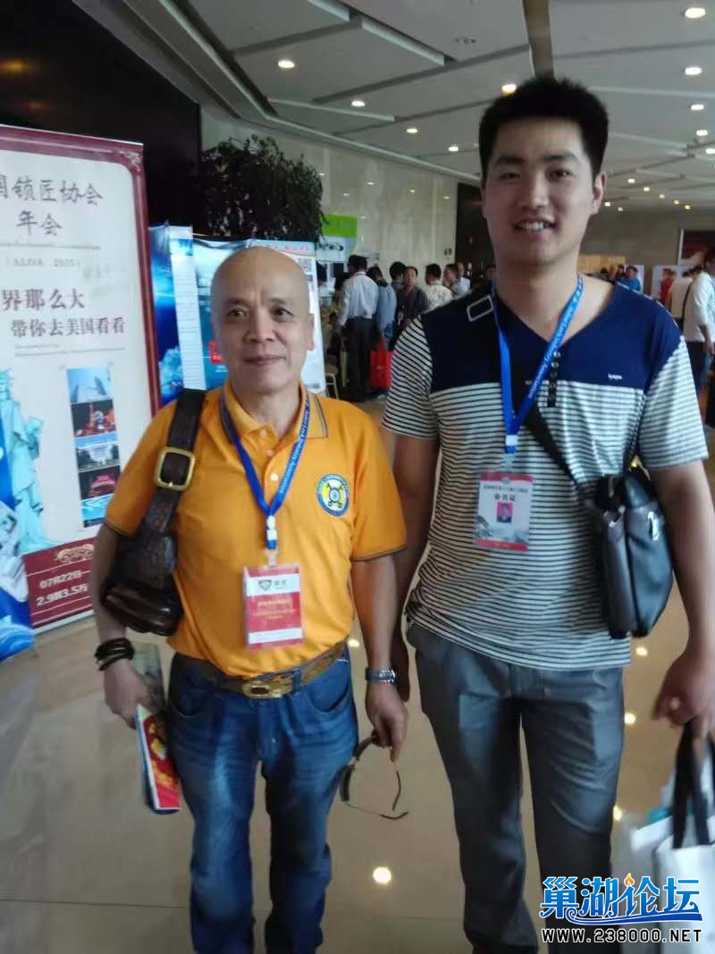 本人和和尚大师合影