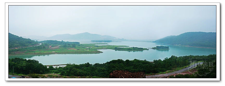 美丽的香泉湖.jpg